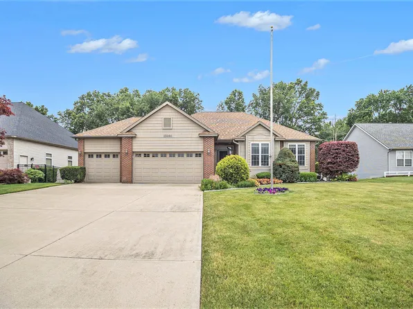13090 Indigo Ct, Holland, MI 49424