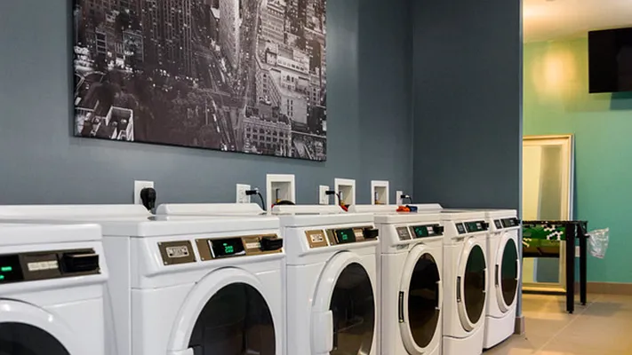 Rented by Nooklyn NYC LLC | media 50