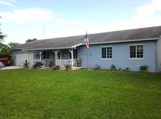 19494 SW 210th St, Miami, FL 33187