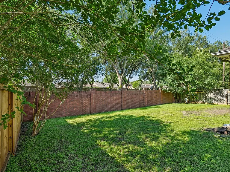 15415 Truslow Point Ln — Photo 47