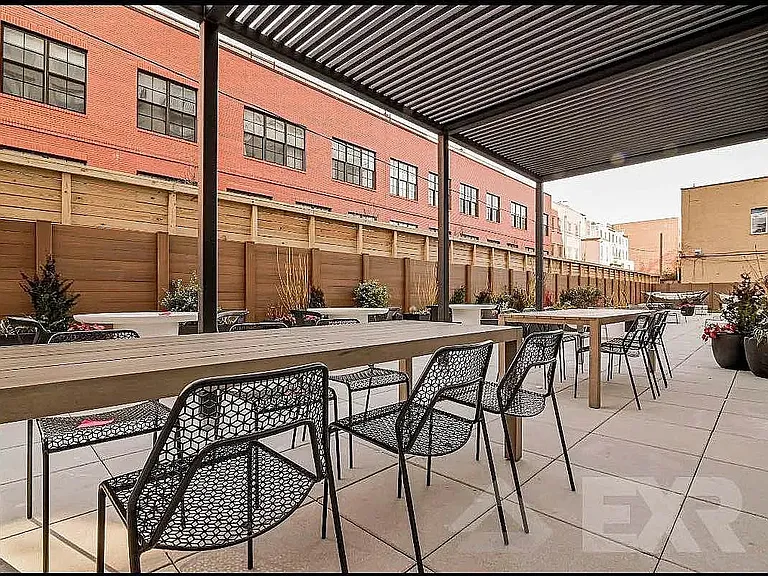 957 Atlantic Ave #502 — Photo 11