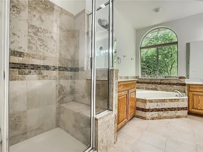 9909 Pickfair Dr — Photo 18