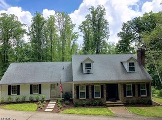 230 Beacon Hill Rd, Califon, NJ 07830