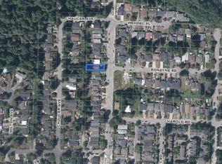 3297 Fromme Rd, North Vancouver, BC V7K 2E1