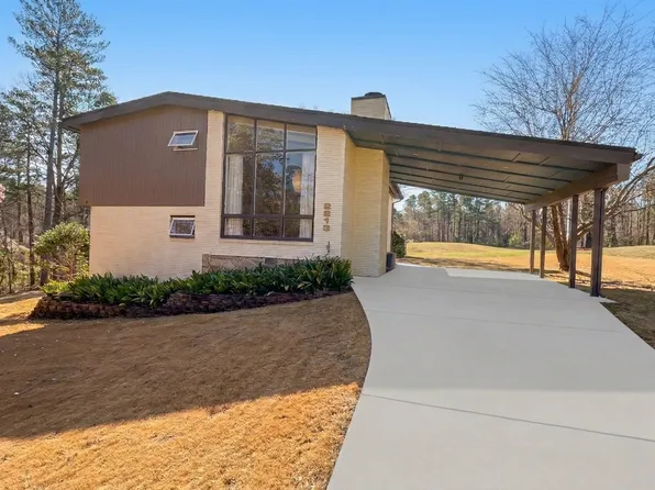 2213 Leafmore Dr, Decatur, GA 30033