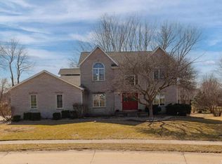 3711 E 59th St, Davenport, IA 52807