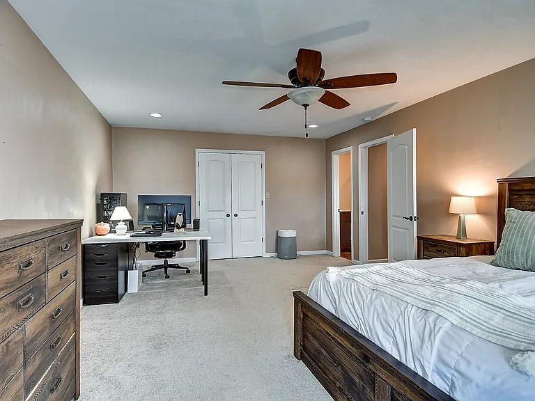 4744 Longmont Rd — Photo 34