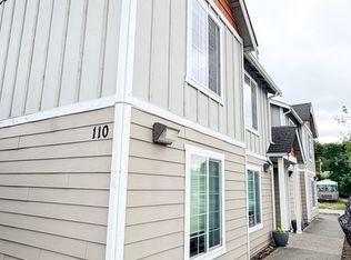 110 Washington Ave S APT C, Eatonville, WA 98328