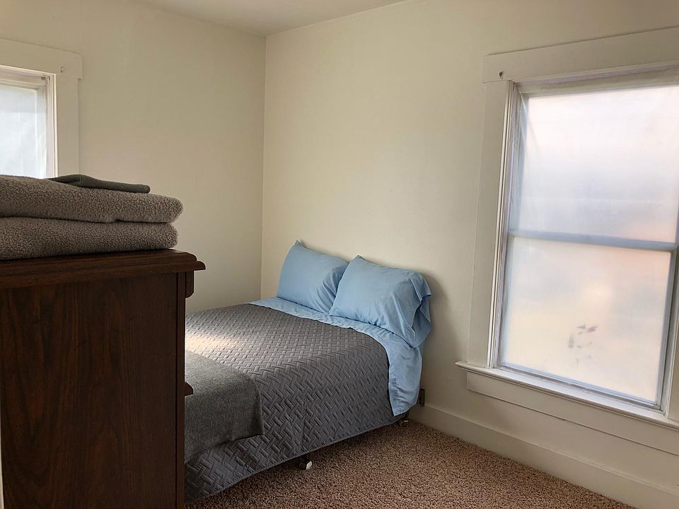 2nd image of 402 Gunckel Ave