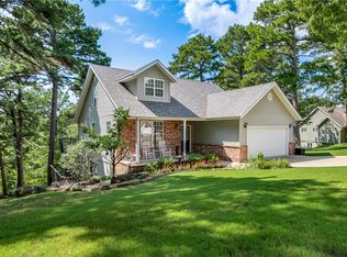 4 Acapulco Dr, Rogers, AR 72756