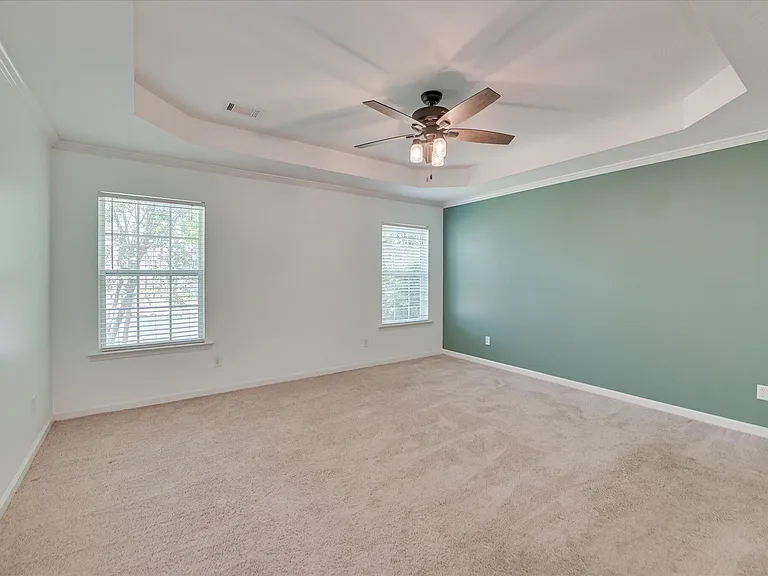 2037 Magnolia Pkwy — Photo 16