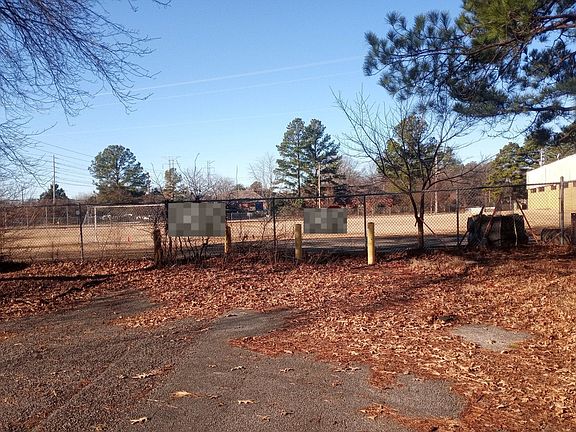 4th image of 6191 Solway Dr