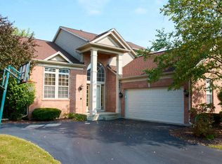 4601 Whitehall Ct, Algonquin, IL 60102