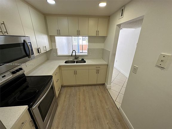 3rd image of 6880 Abbott Ave APT 305