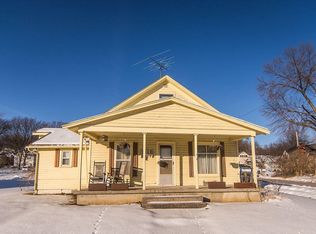 112 N Locust St, Glenwood, IA 51534