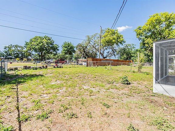 4th image of 6740 Carnelian Ave