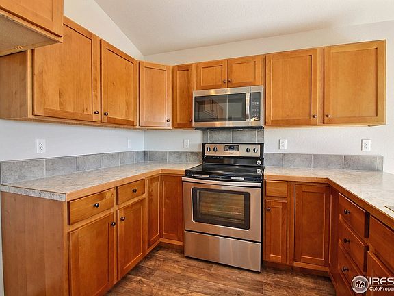 5th image of 4112 Florence Ave