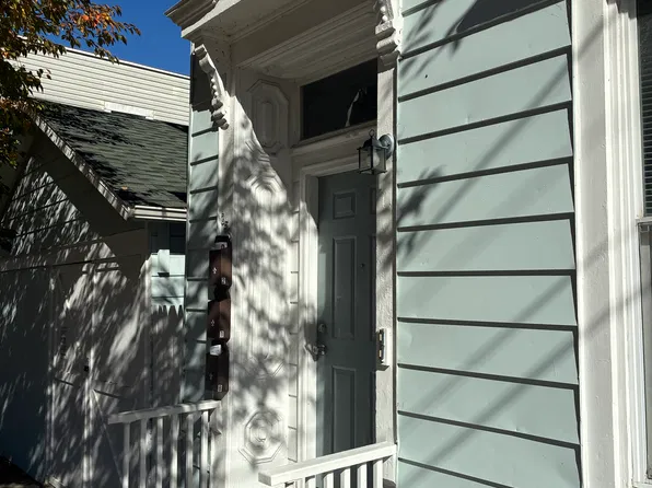 358 State St, Hudson, NY