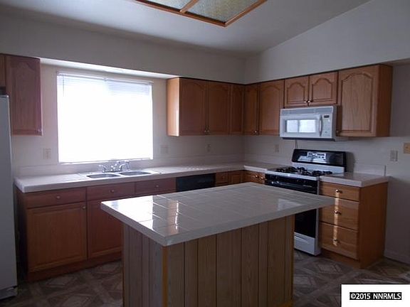 3rd image of 1713 Sabatino Dr
