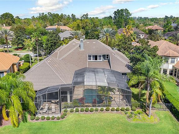 2nd image of 2043 Alaqua Lakes Blvd