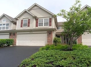 3043 Crystal Rock Rd, Naperville, IL 60564