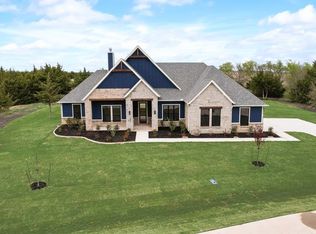 745 Evergreen Way, Nevada, TX 75173