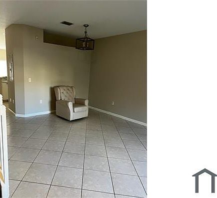 4th image of 2239 SE 24th Pl