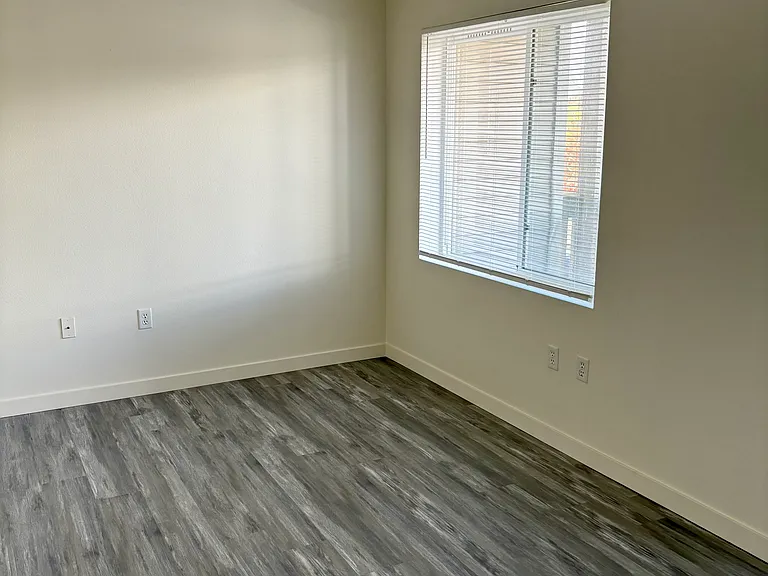 Outlook Apartments — Photo 7