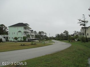 118 Pintail Ln, Harkers Island, NC 28531