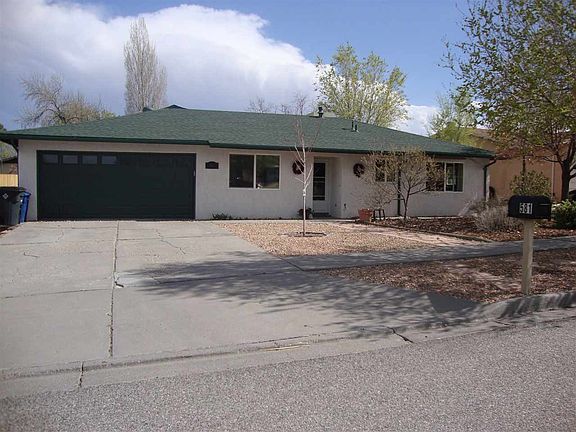 2nd image of 581 Aragon Ave
