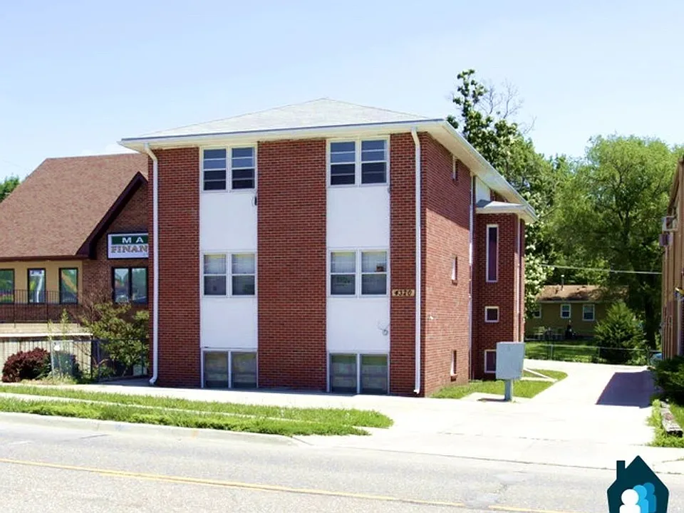 4320 South 48th Street