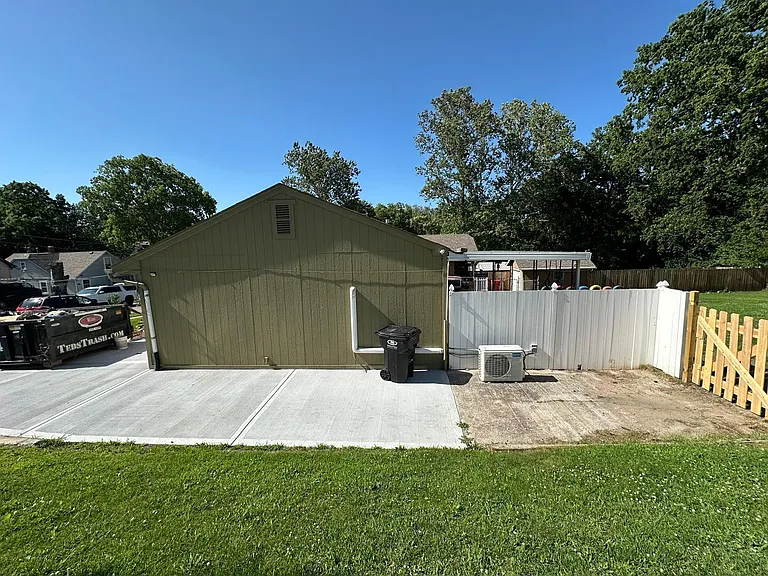 1115 S Cottage St — Photo 6