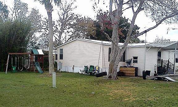2nd image of 7 Palm Castle Dr