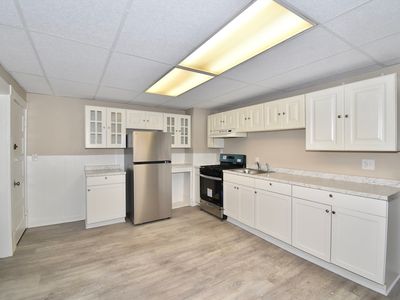 56 Kenyon St, Springfield, MA, 01109