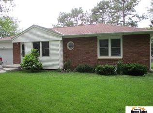 4710 Bryson St, Lincoln, NE 68510