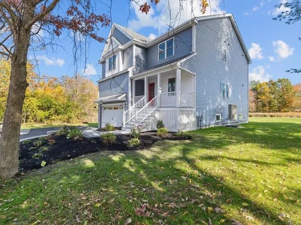 72 N Billerica Rd, Tewksbury, MA 01876