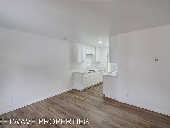 5th image of 3851 Chamoune Ave #1