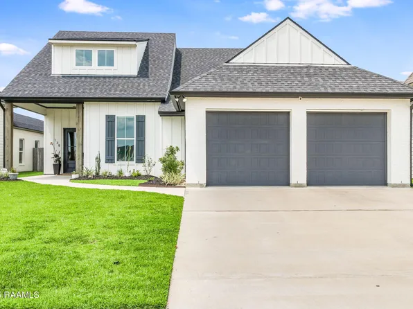 138 Cape Town Ave, Youngsville, LA 70592