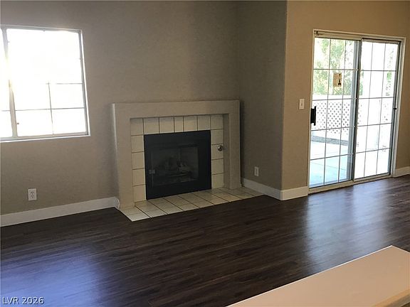 3rd image of 1676 Normandy Way #0
