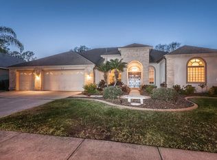4096 Amber Ln, Palm Harbor, FL 34685