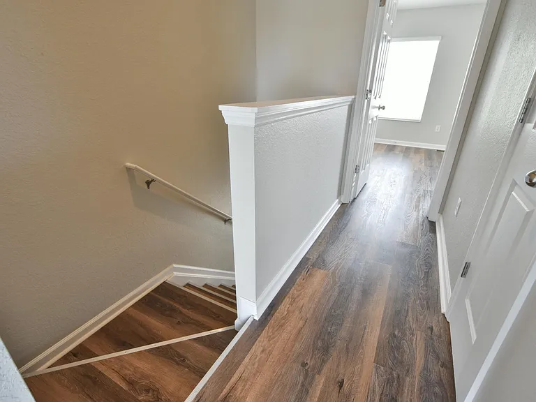 4490 SW 49th Ave — Photo 8