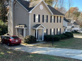 826 Selwyn Place Rd, Charlotte, NC 28209