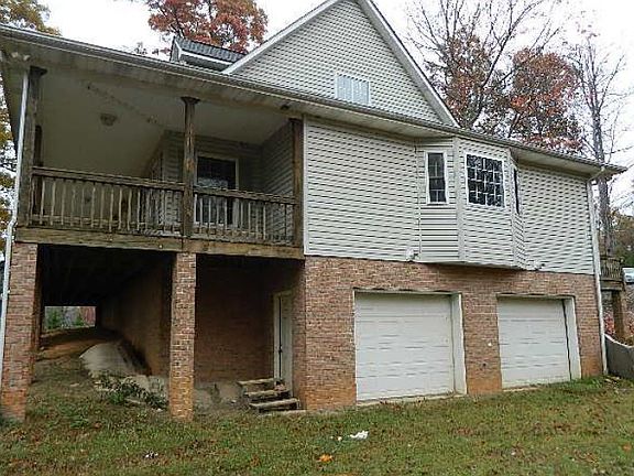 2nd image of 1704 Anthony Dr