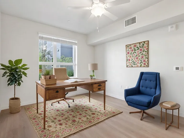 Mainline North Apartments - Santa Clara, CA — Photo 7