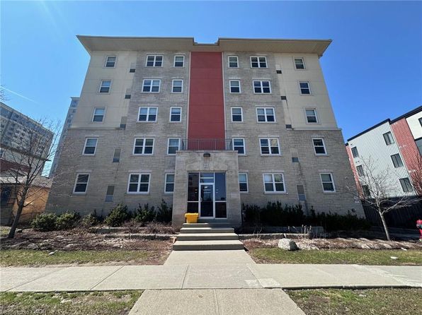 271 Lester St #203, Waterloo, ON N2L 3W6