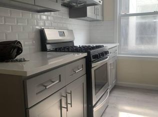 145 Tulip Ave #2B, Floral Park, NY 11001