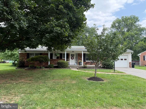338 Lanny Dr, Winchester, VA 22601