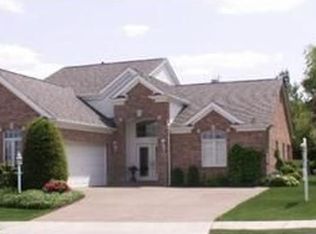 1398 Deep Wood Dr, Pittsburgh, PA 15241