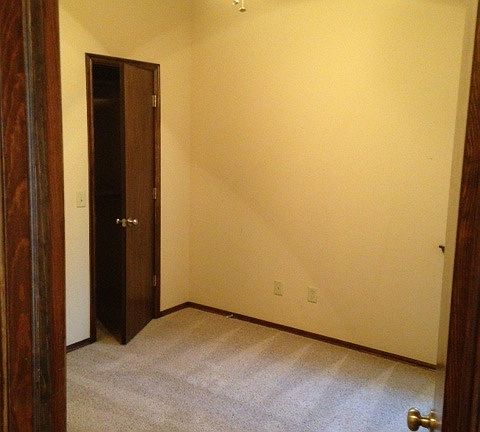 4th image of 4112 Kensington Dr