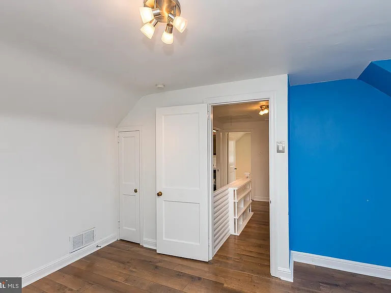 339 E Spring Ave — Photo 29